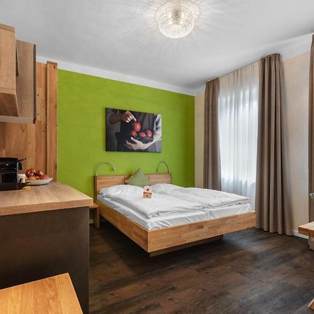 Schieners Hotel & Apfelhof Apartments Wemding Zewnętrze zdjęcie