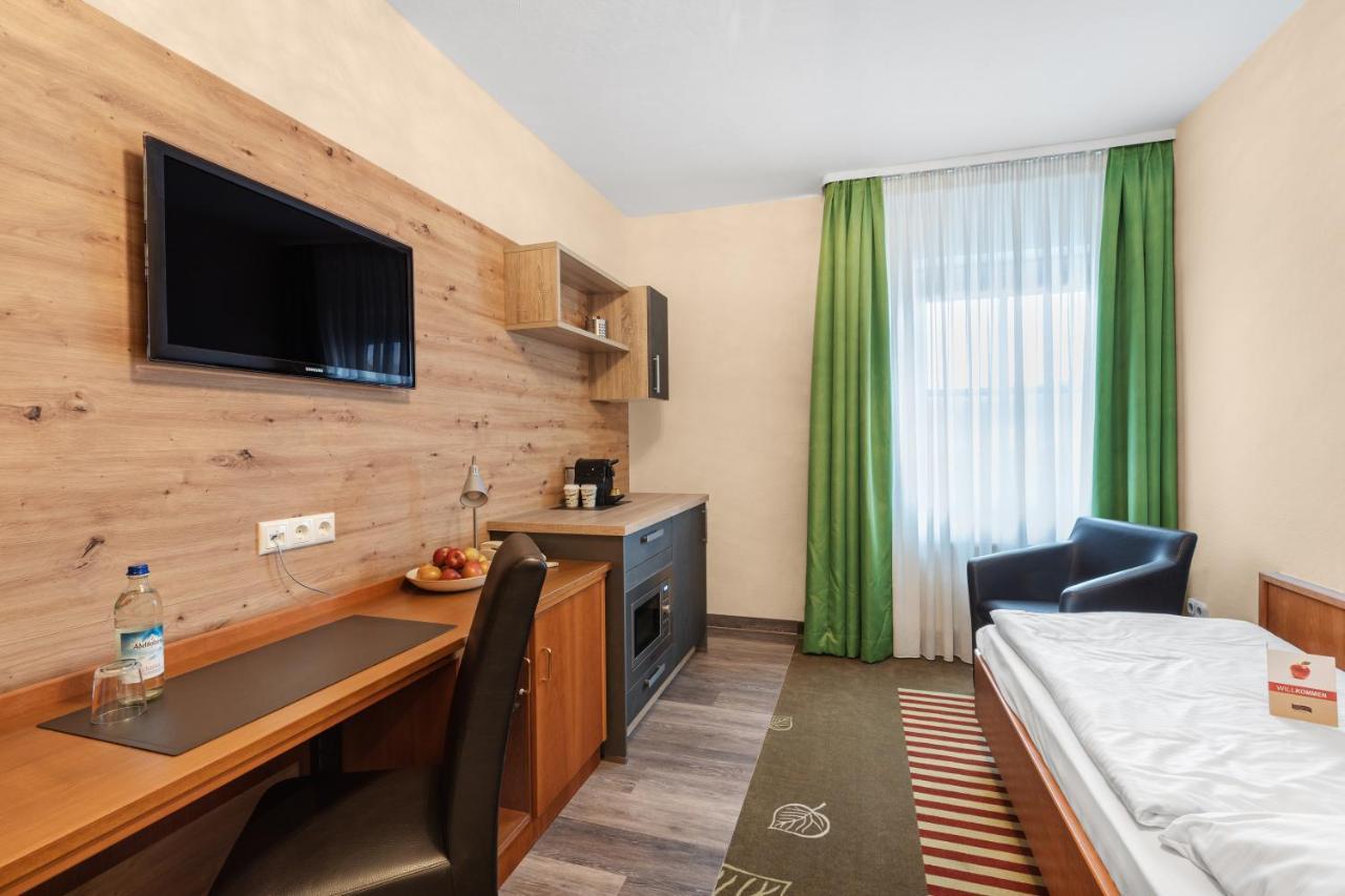 Schieners Hotel & Apfelhof Apartments Wemding Zewnętrze zdjęcie